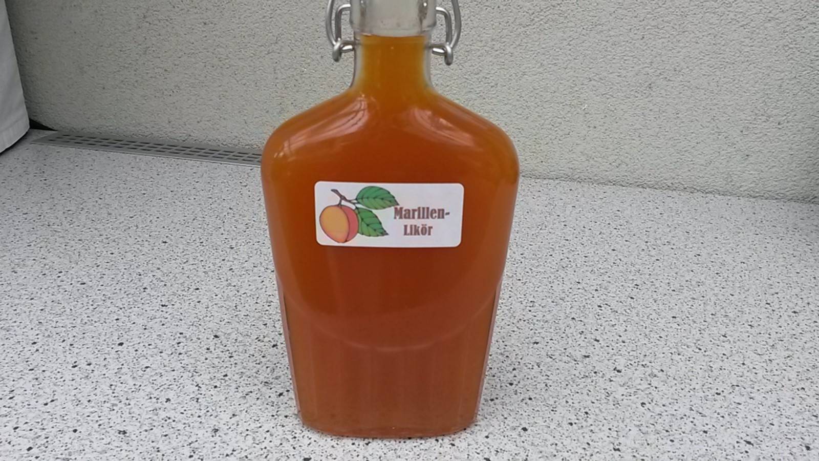 Marillenlikör