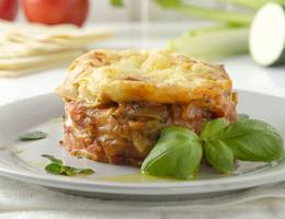 Vegetarische Gemüselasagne aus der Heißluftfritteuse Vegetarische Gemüselasagne aus der Heißluftfritteuse