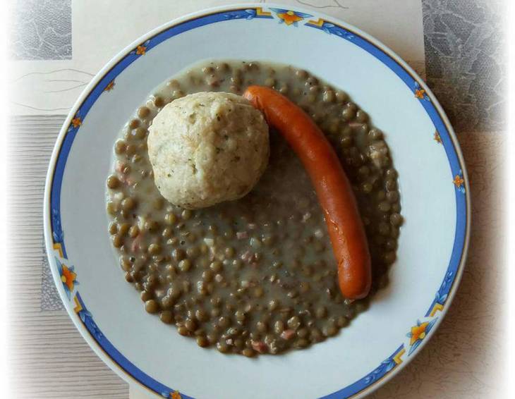 Linsen mit Würsteln Linsen mit Würsteln