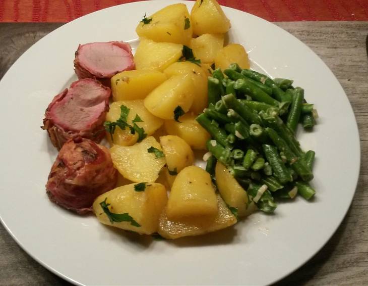 Schweinsfilet im Speckmantel Schweinsfilet im Speckmantel