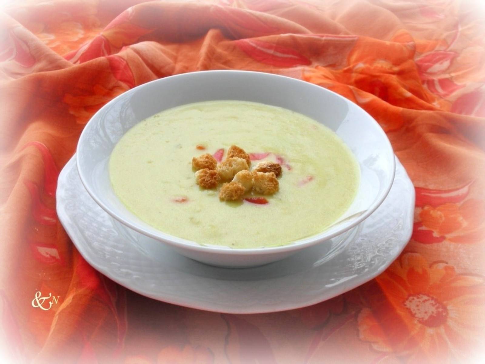 Apfelsuppe mit Curry Rezept - ichkoche.at Apfelsuppe mit Curry Rezept - ichkoche.at