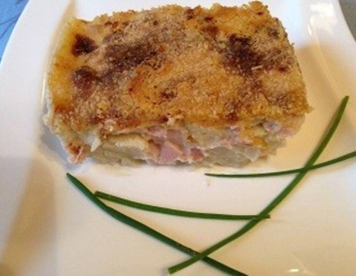 Gratinierter Karfiol mit Erdäpfeln und Schinken Gratinierter Karfiol mit Erdäpfeln und Schinken