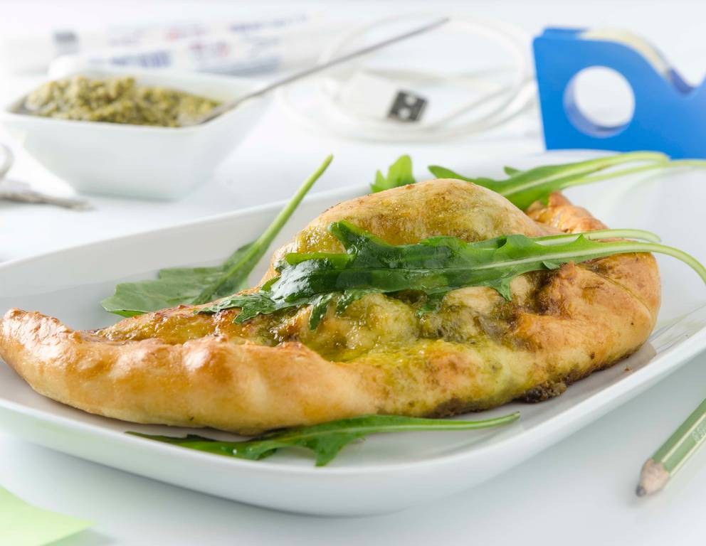 Calzone verde aus der Heißluftfritteuse Calzone verde aus der Heißluftfritteuse