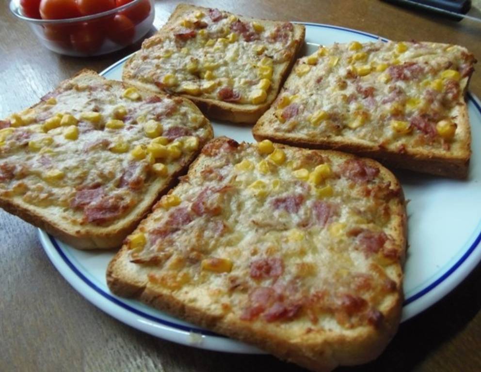 Pizza-Toast Pizza-Toast