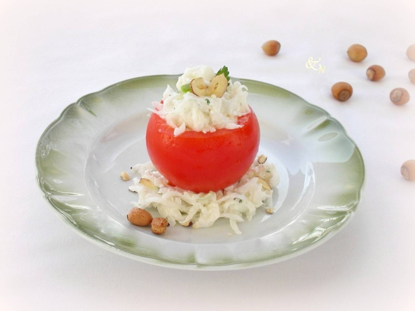 Rettichsalat mit Nüssen
