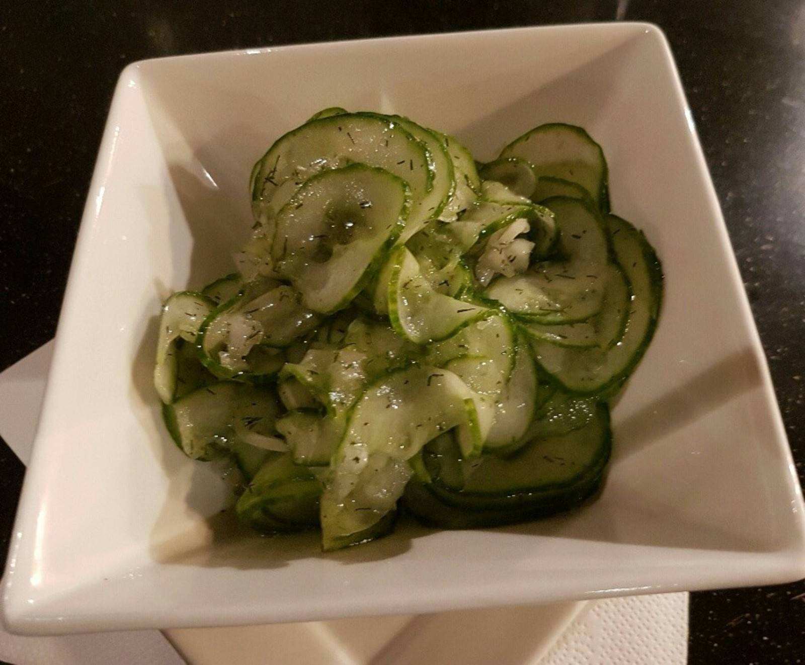 Gurkensalat auf dänische Art Rezept - ichkoche.at Gurkensalat auf dänische Art Rezept - ichkoche.at