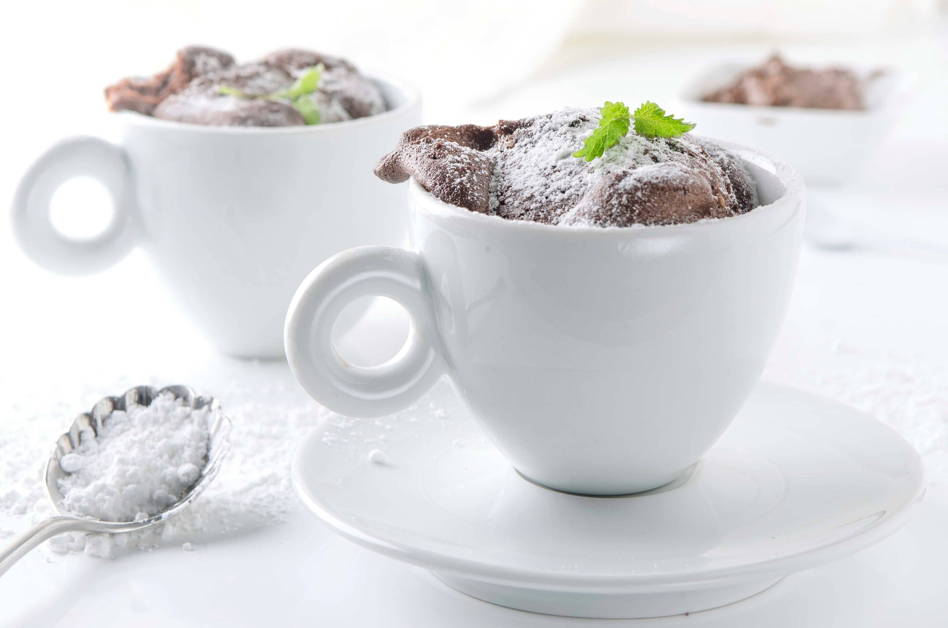 Schokoladiger Mug Cake aus der Heißluftfritteuse