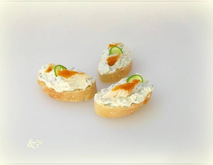 Toast mit Räucherforelle Toast mit Räucherforelle