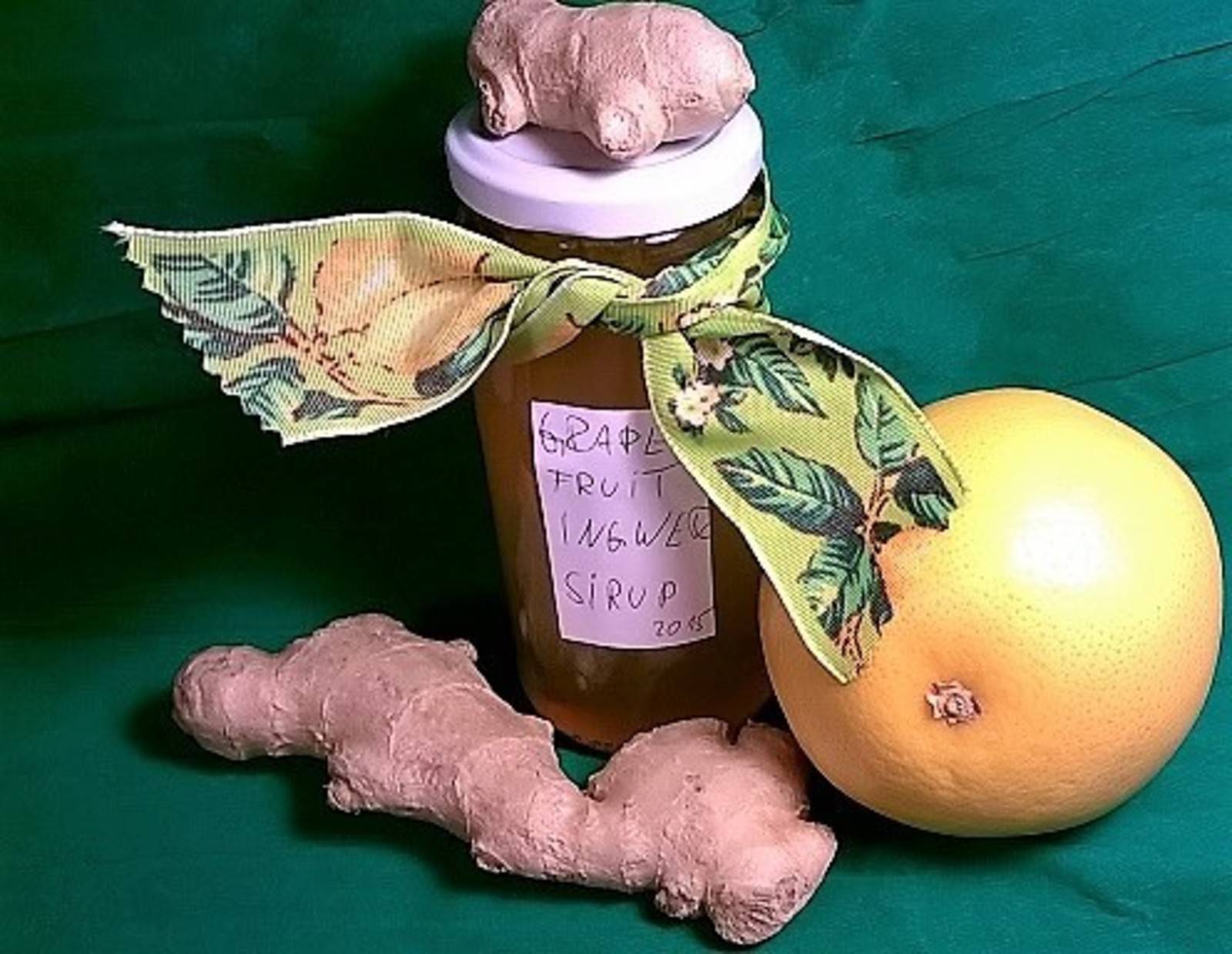 Grapefruit-Ingwer-Sirup Rezept - ichkoche.ch