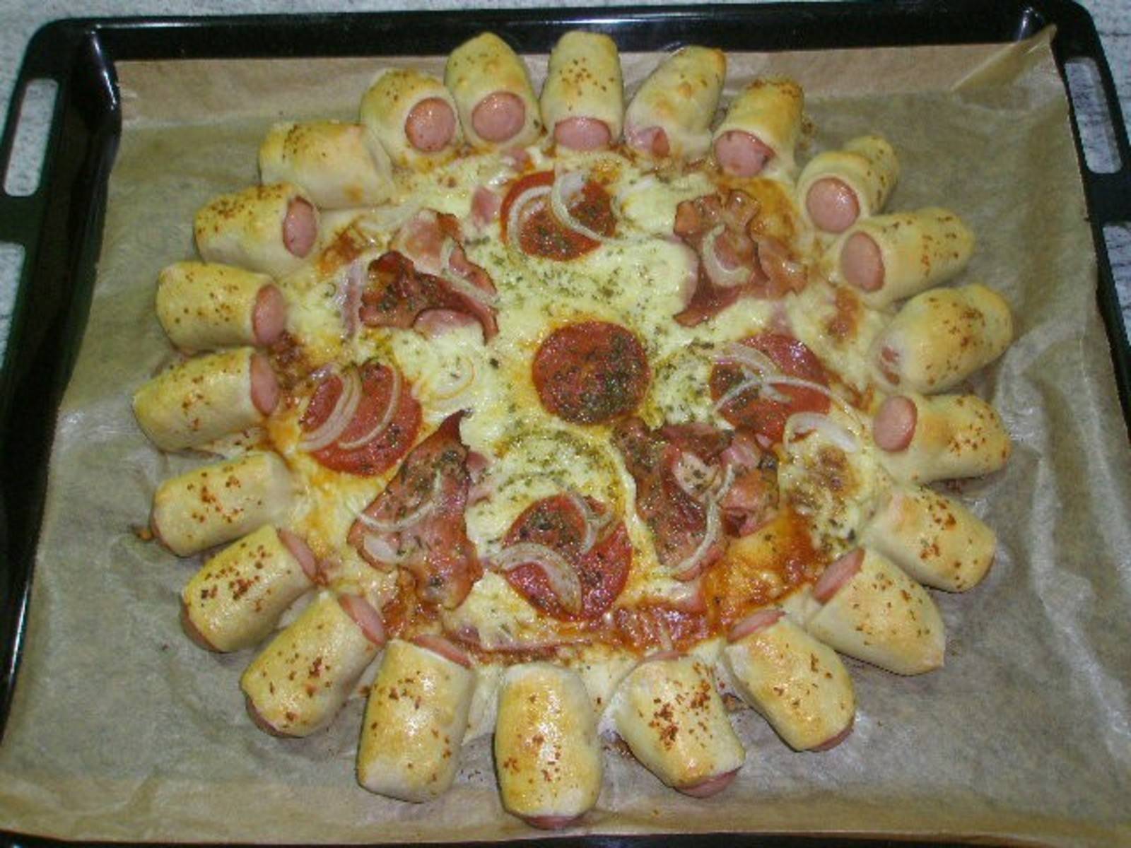 Hot Dog Pizza