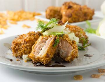 Knusprige Lachswürfel aus der Heißluftfritteuse Knusprige Lachswürfel aus der Heißluftfritteuse