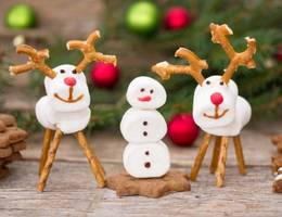 Weihnachtliche Marshmallow Figuren