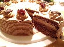 Nougat-Preiselbeer-Torte Nougat-Preiselbeer-Torte