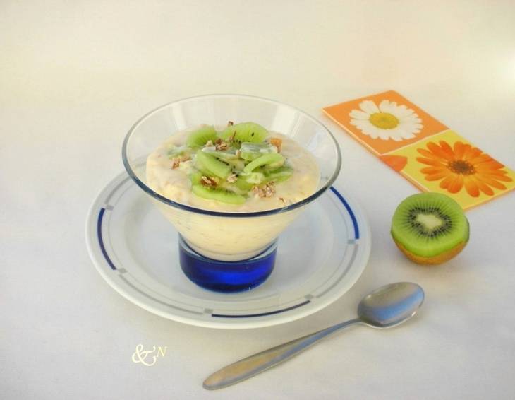 Topfencreme mit Bananen und Cookies Topfencreme mit Bananen und Cookies