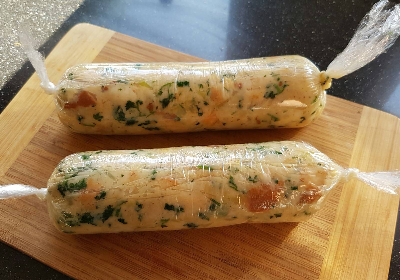 Topfen-Serviettenknödel Rezept - ichkoche.ch