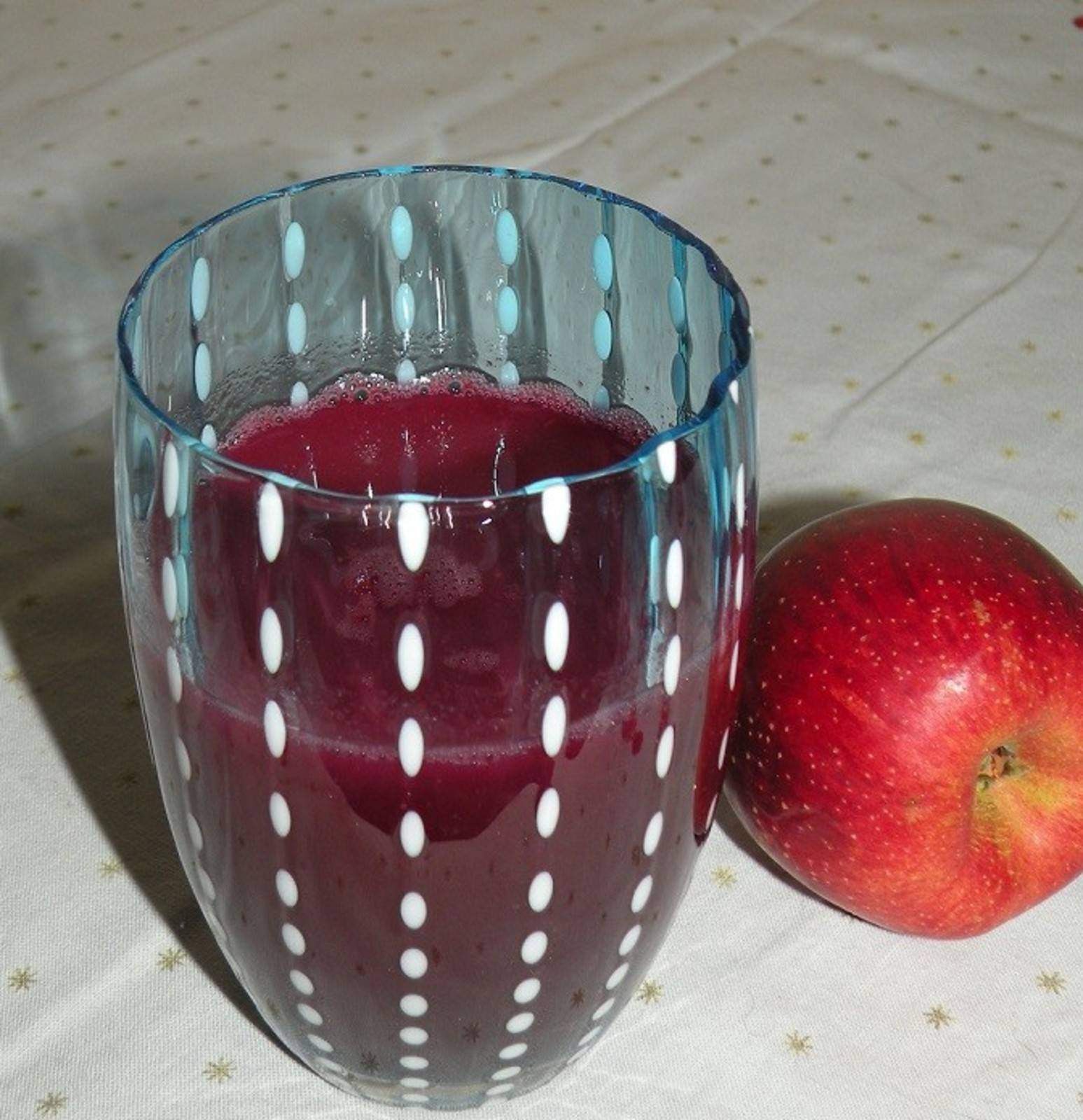 Apfel-Brombeersmoothie