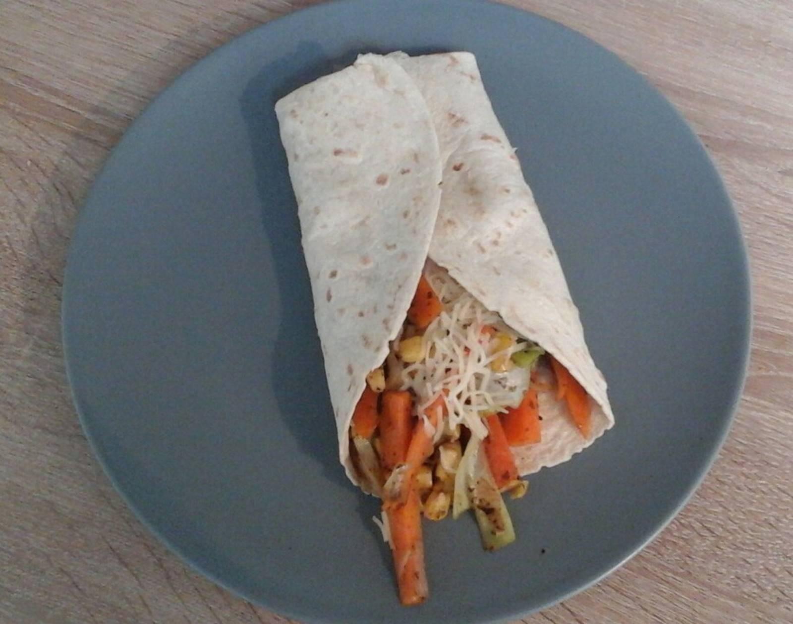 Gemüsewrap mit Koriander Pesto