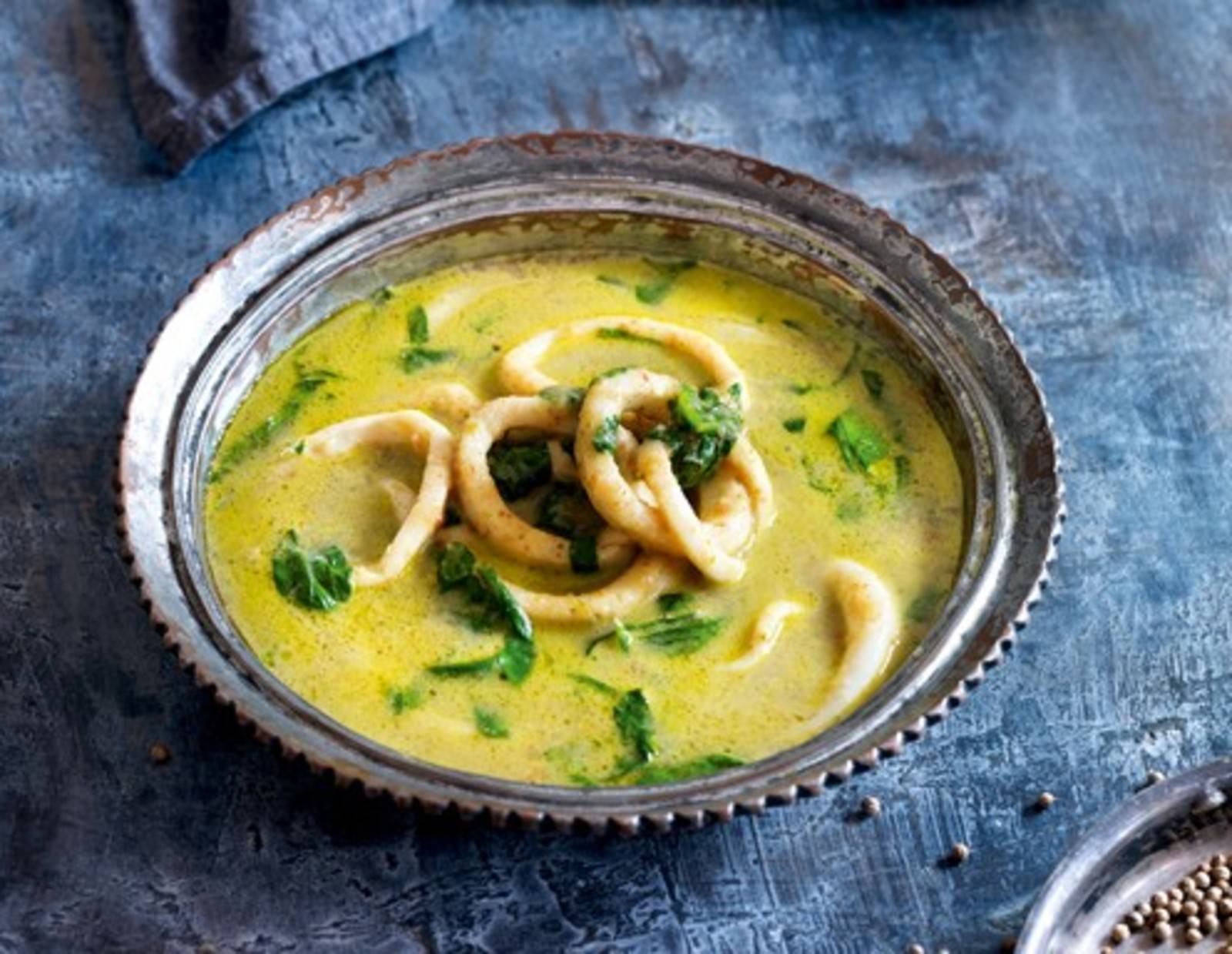 Grünes Tintenfisch-Curry Rezept
