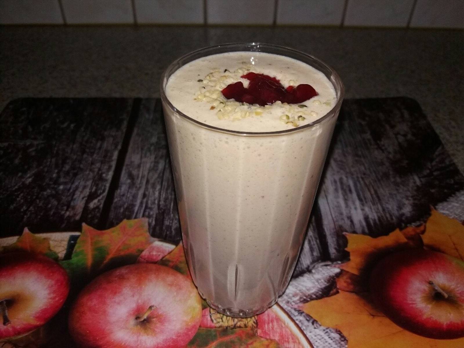 Apfel-Preiselbeer Shake