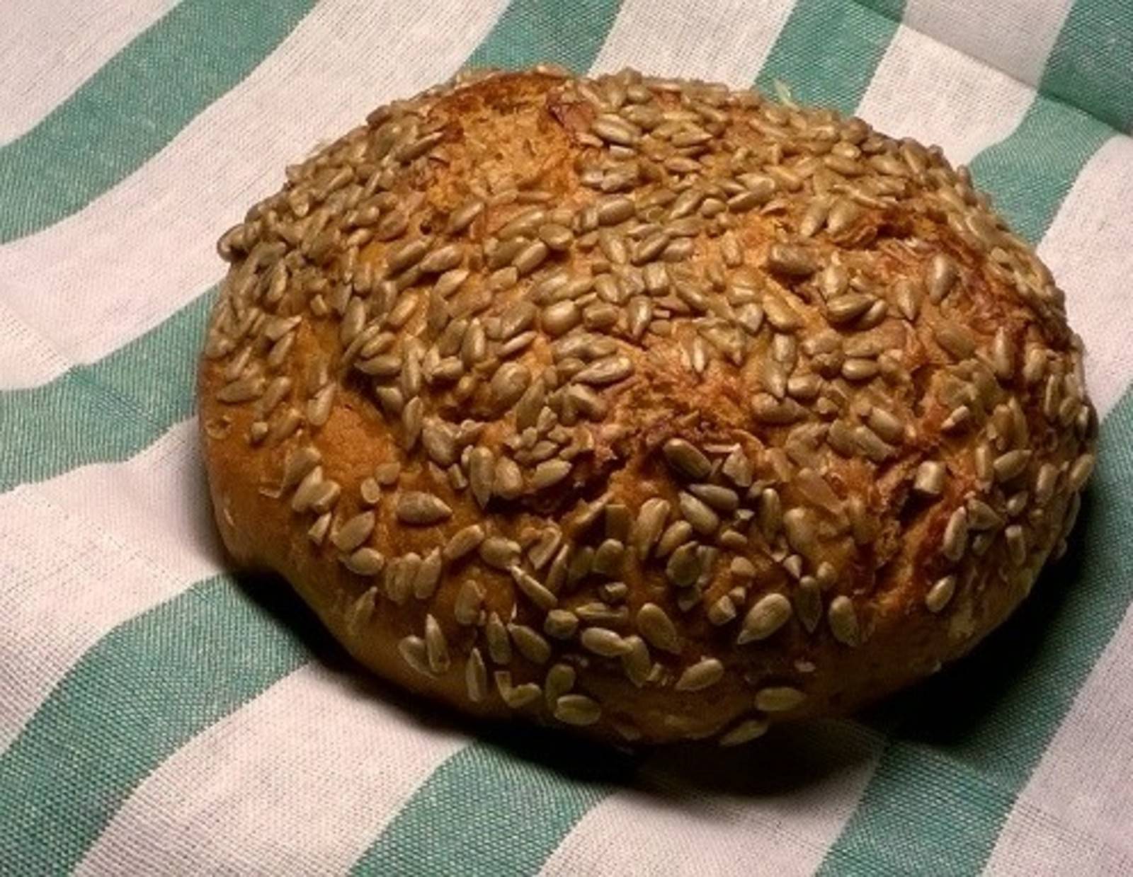 Schnelles Vollkornbrot Rezept - ichkoche.ch