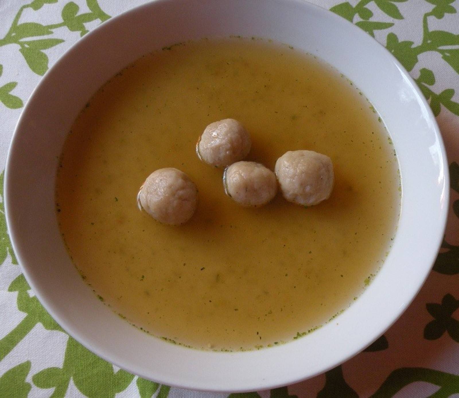 Suppe mit Markknödel