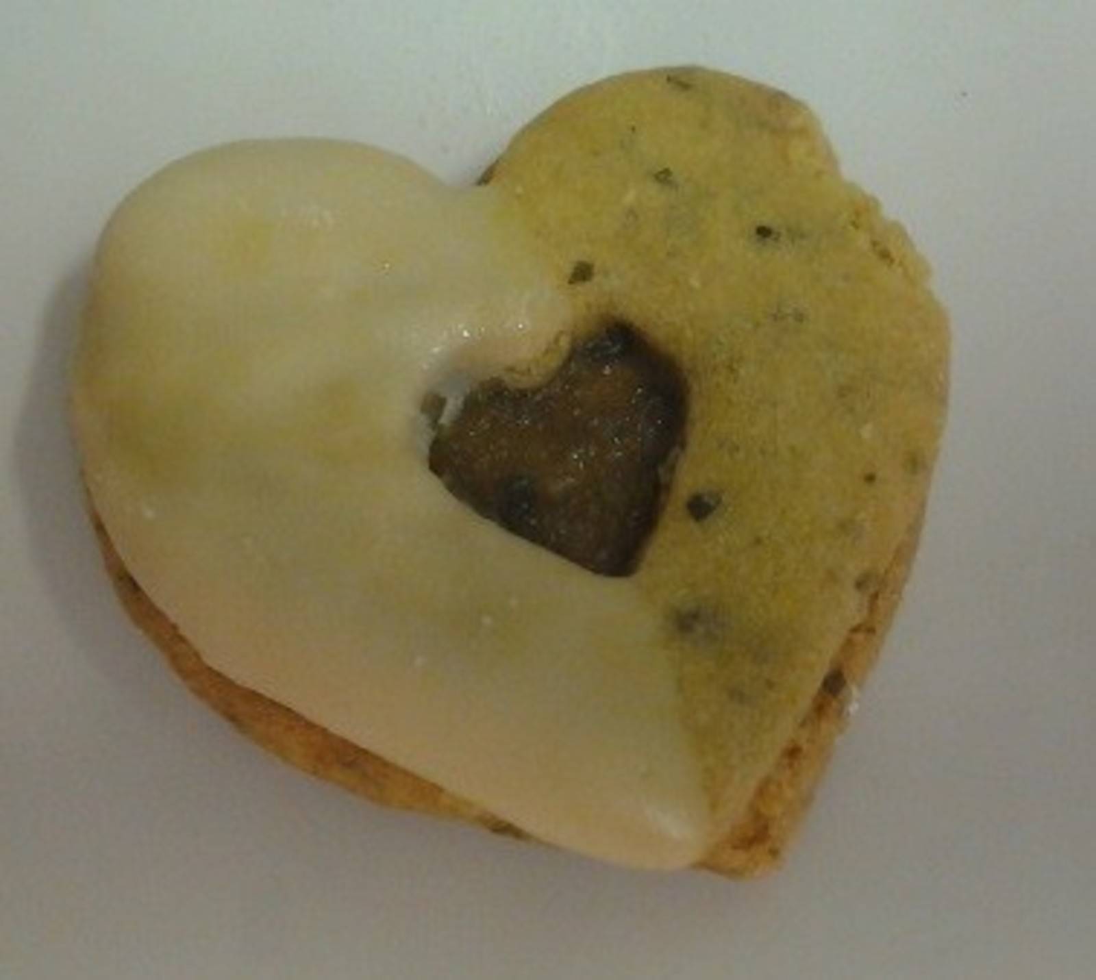 Kürbiskernherzen mit Birnenmarmelade und weißer Schokoglasur Rezept ... Kürbiskernherzen mit Birnenmarmelade und weißer Schokoglasur Rezept ...