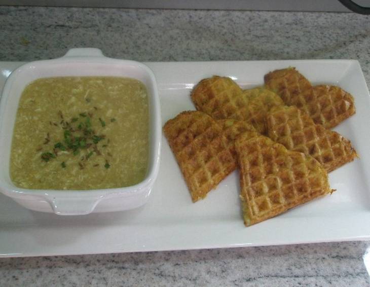 Kümmelsuppe mit Kartoffelpuffer Kümmelsuppe mit Kartoffelpuffer