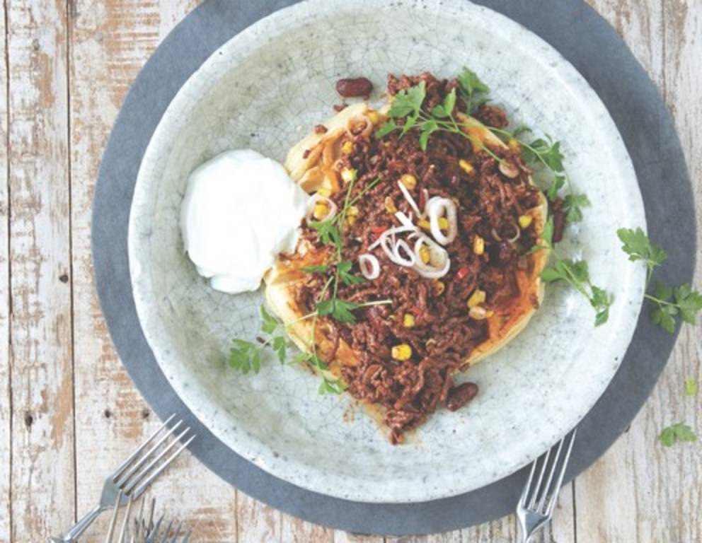 Waffeln mit Chili con Carne und Schokolade Waffeln mit Chili con Carne und Schokolade