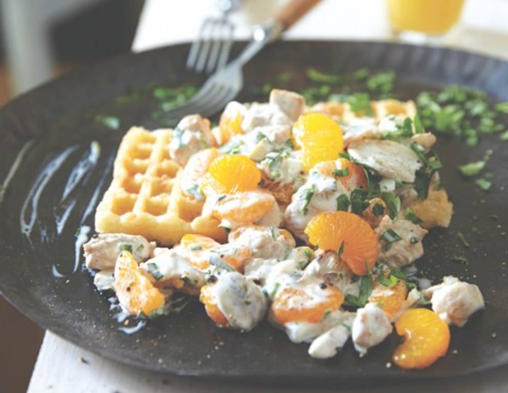 Waffeln mit Chicken Salad und Mandarinen Waffeln mit Chicken Salad und Mandarinen