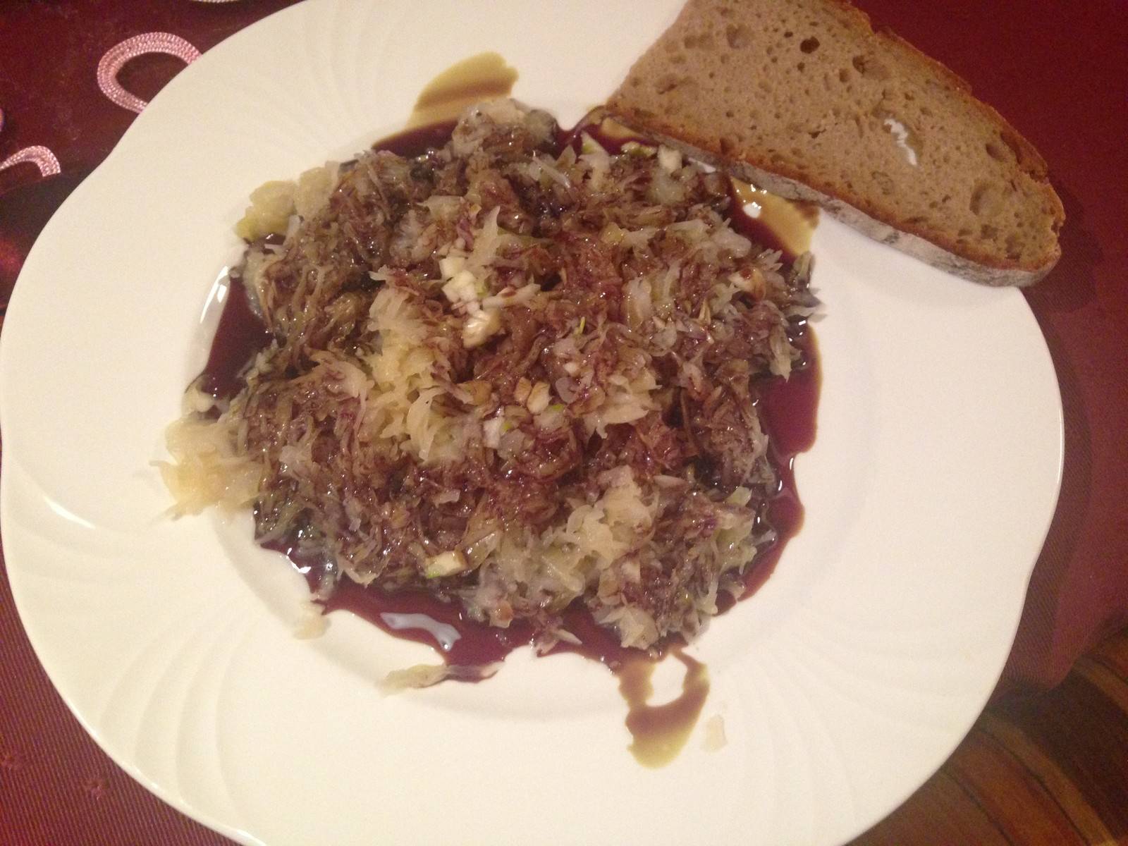 Sauerkrautsalat Rezept - ichkoche.de Sauerkrautsalat Rezept - ichkoche.de