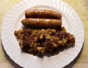 Bratwürste mit Kartoffelgröstl Bratwürste mit Kartoffelgröstl