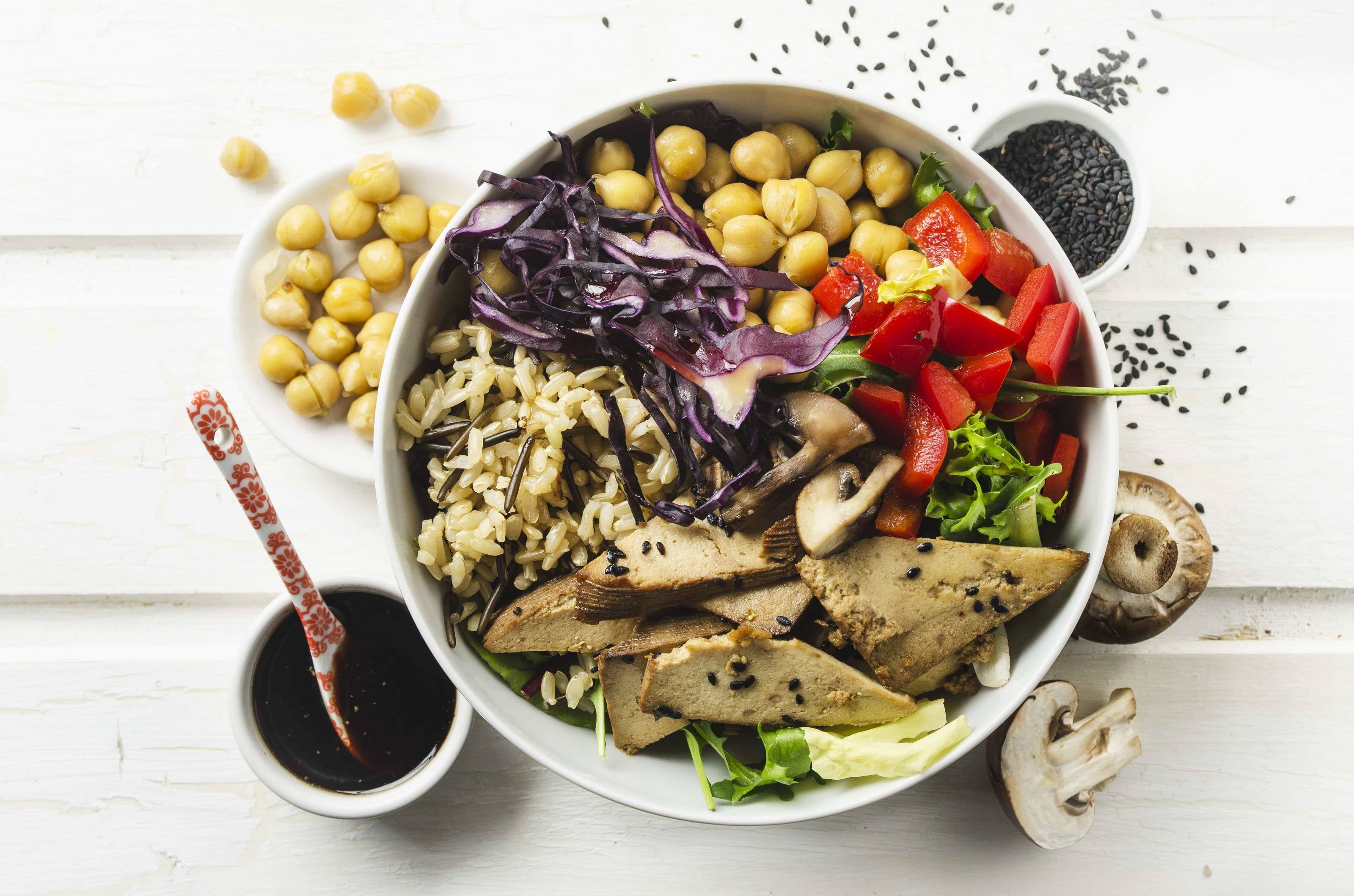 Buddha Bowl mit Tofu und Wildreis Rezept - ichkoche.de Buddha Bowl mit Tofu und Wildreis Rezept - ichkoche.de