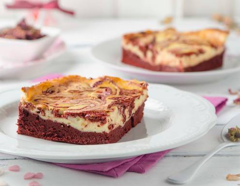 Marmorierte Red Velvet-Cheesecake-Brownies Rezept