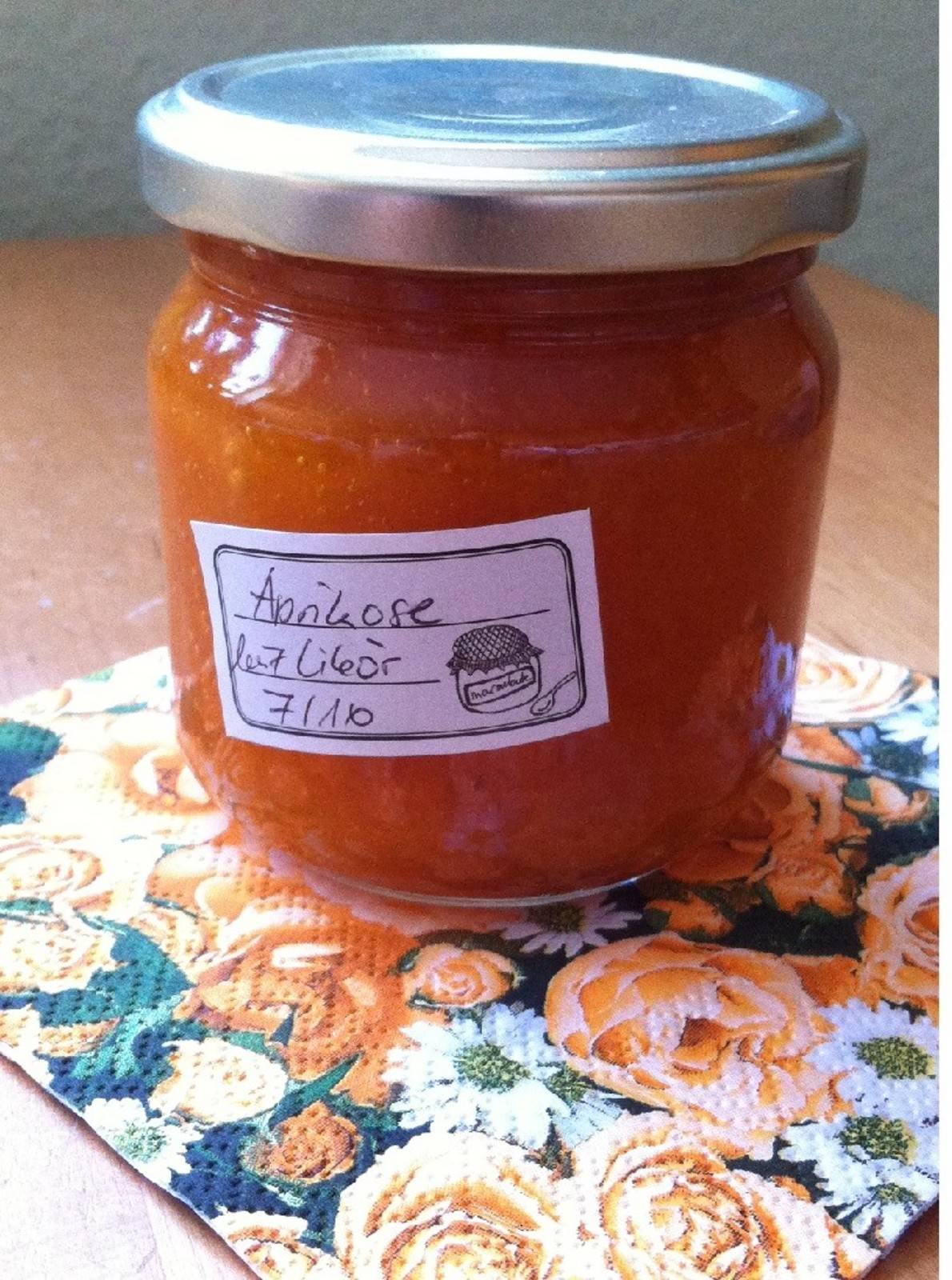 Marillenmarmelade mit Schuss
