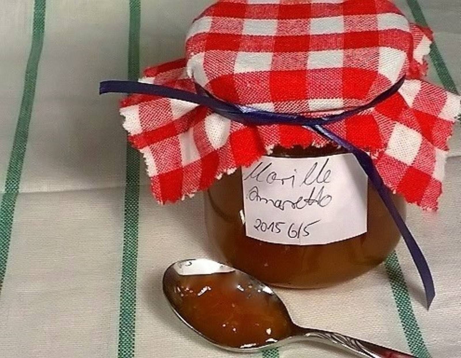 Marillen-Amaretto-Marmelade