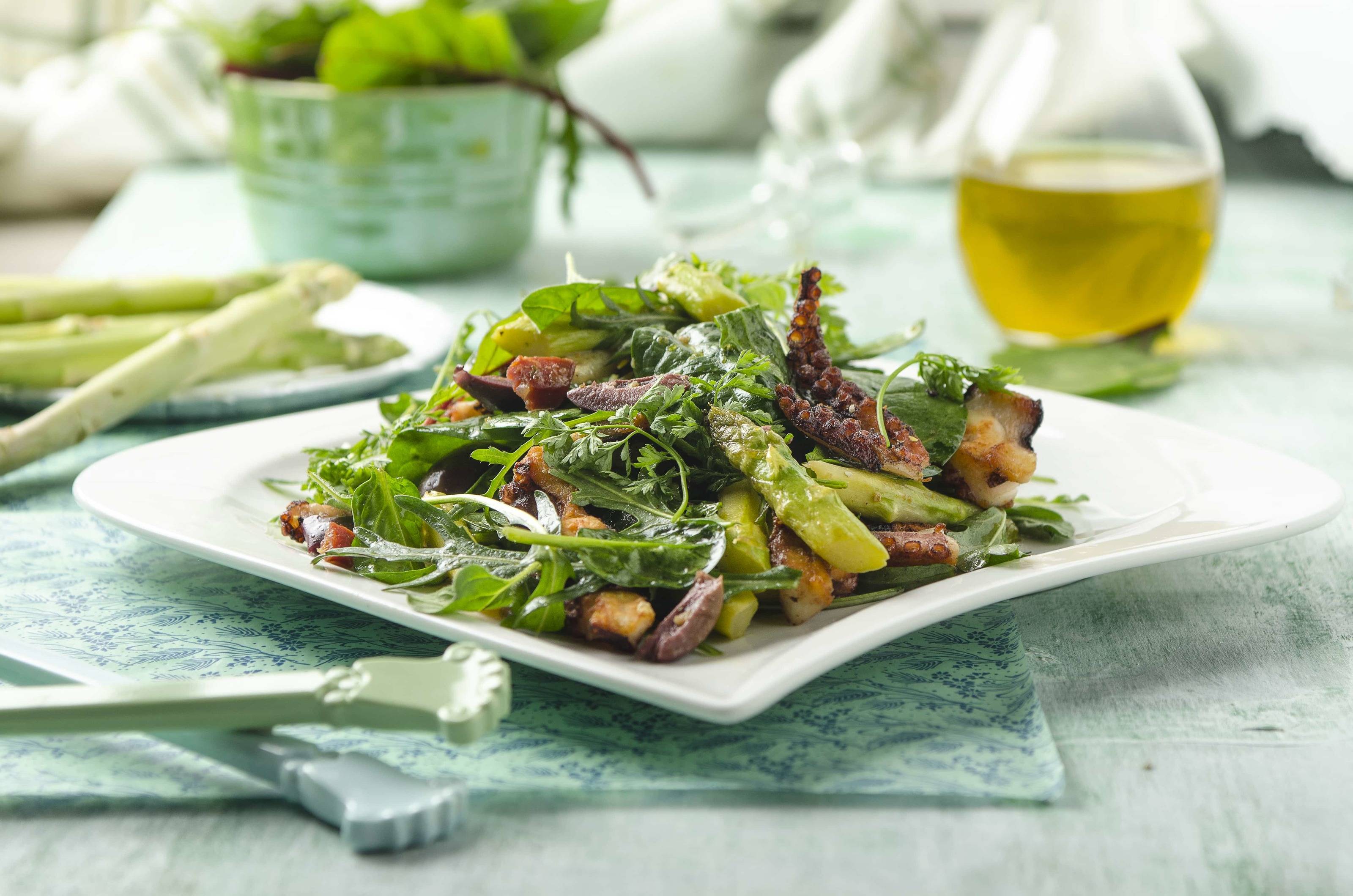 Lauwarmer Spargelsalat mit Oktopus Rezept
