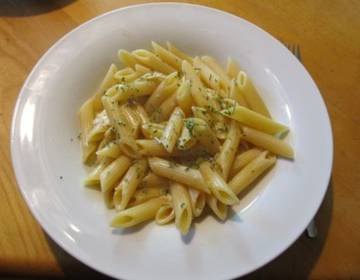 Nudeln mit Gorgonzolasauce Nudeln mit Gorgonzolasauce