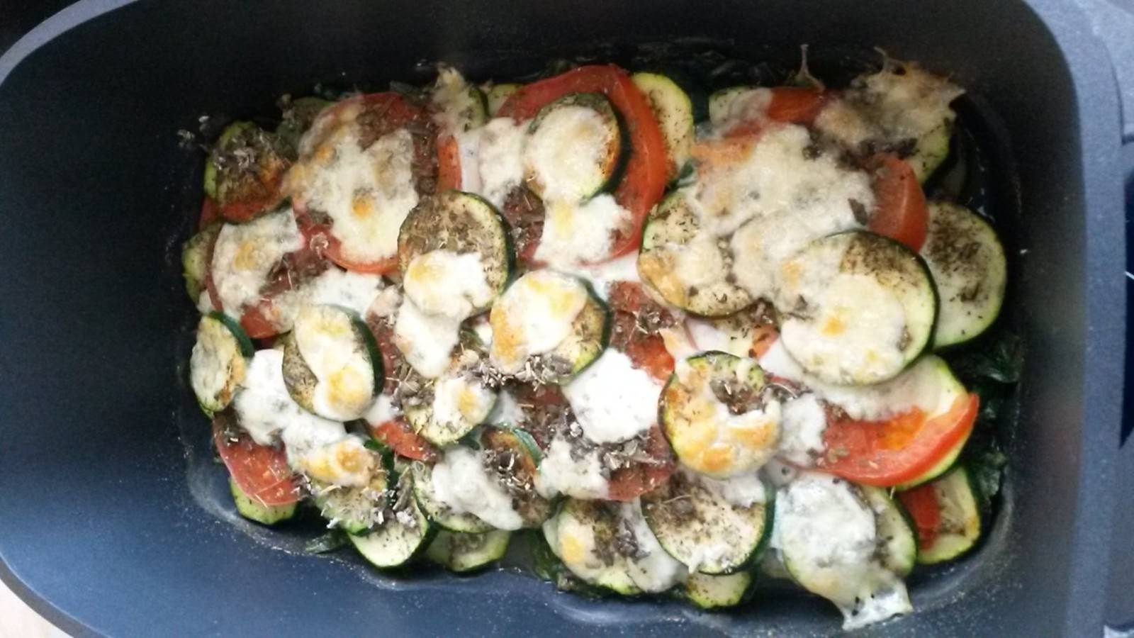 Gemüse-Mozzarella-Auflauf