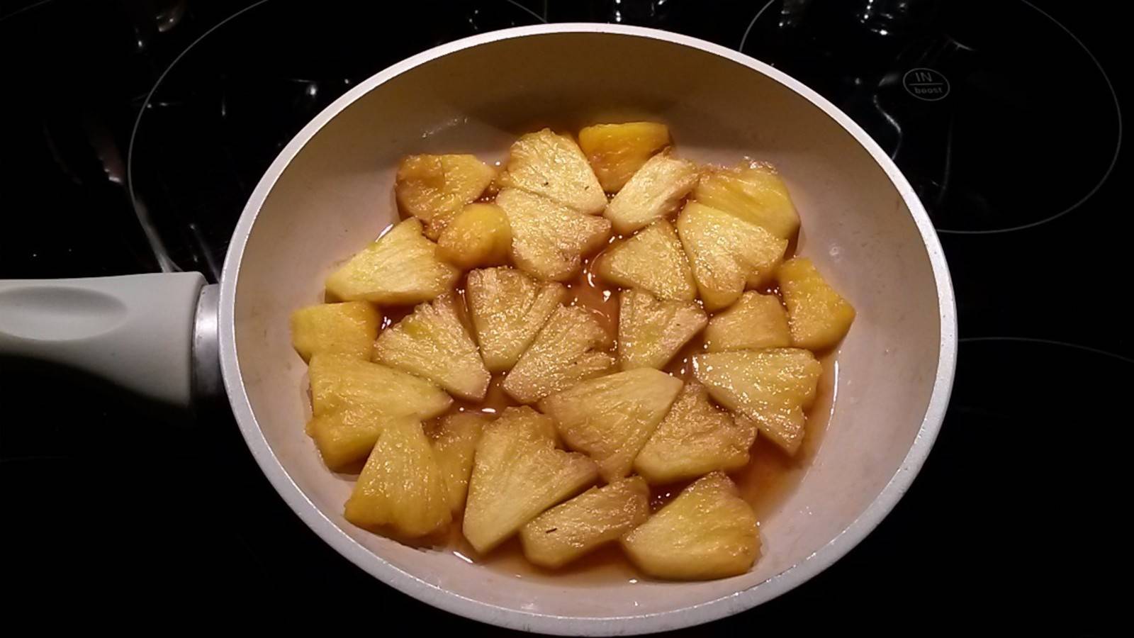 Karamellisierte Ananas Rezept - ichkoche.ch