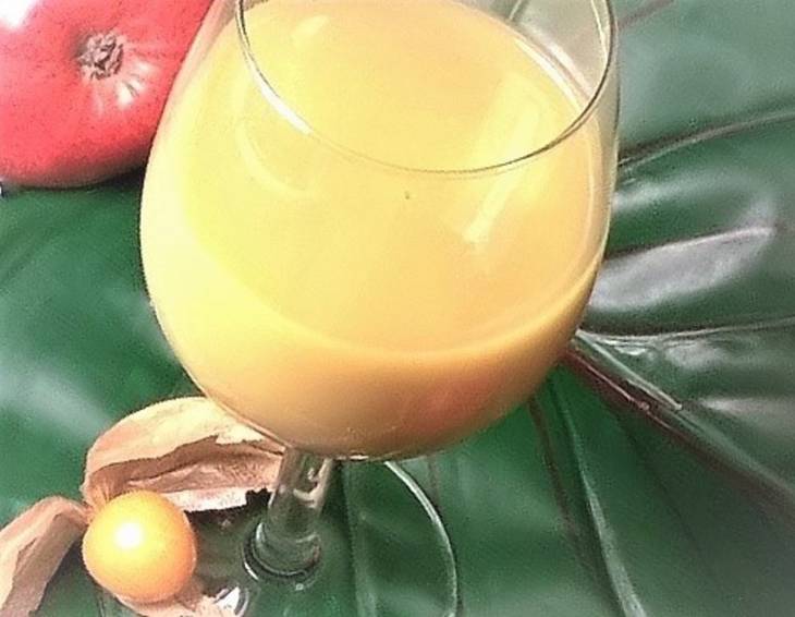 Mango-Banane-Apfel-Smoothie