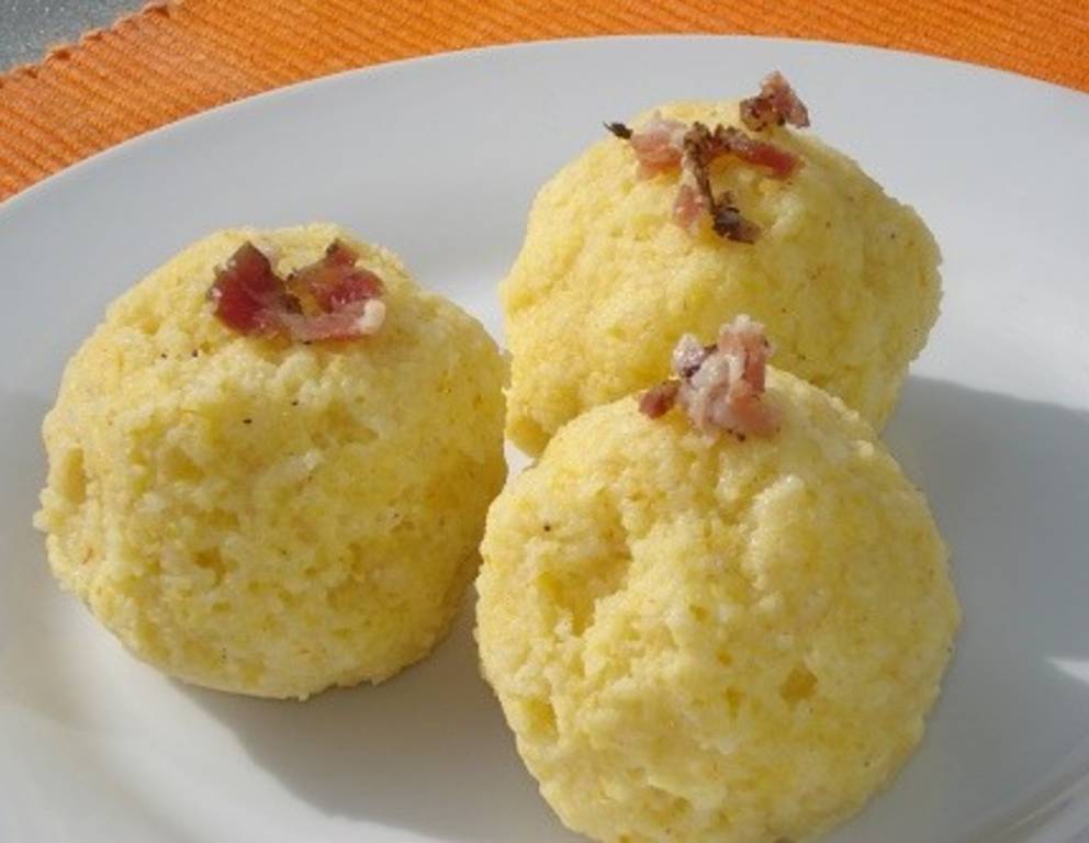 Polentaknödel Polentaknödel