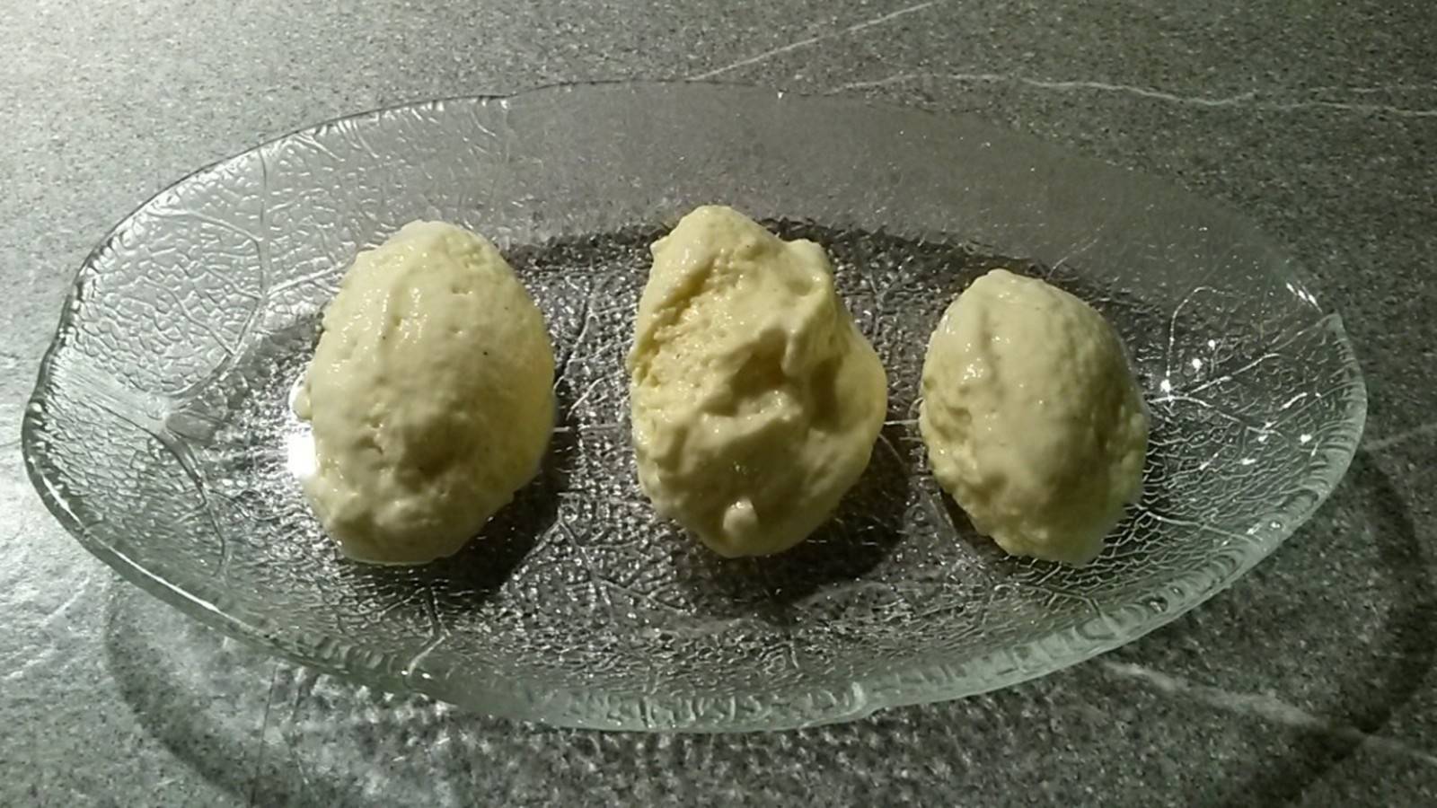 Topfenmousse-Nockerln Rezept - ichkoche.ch
