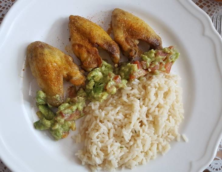 Chickenwings mit Guacamole Chickenwings mit Guacamole