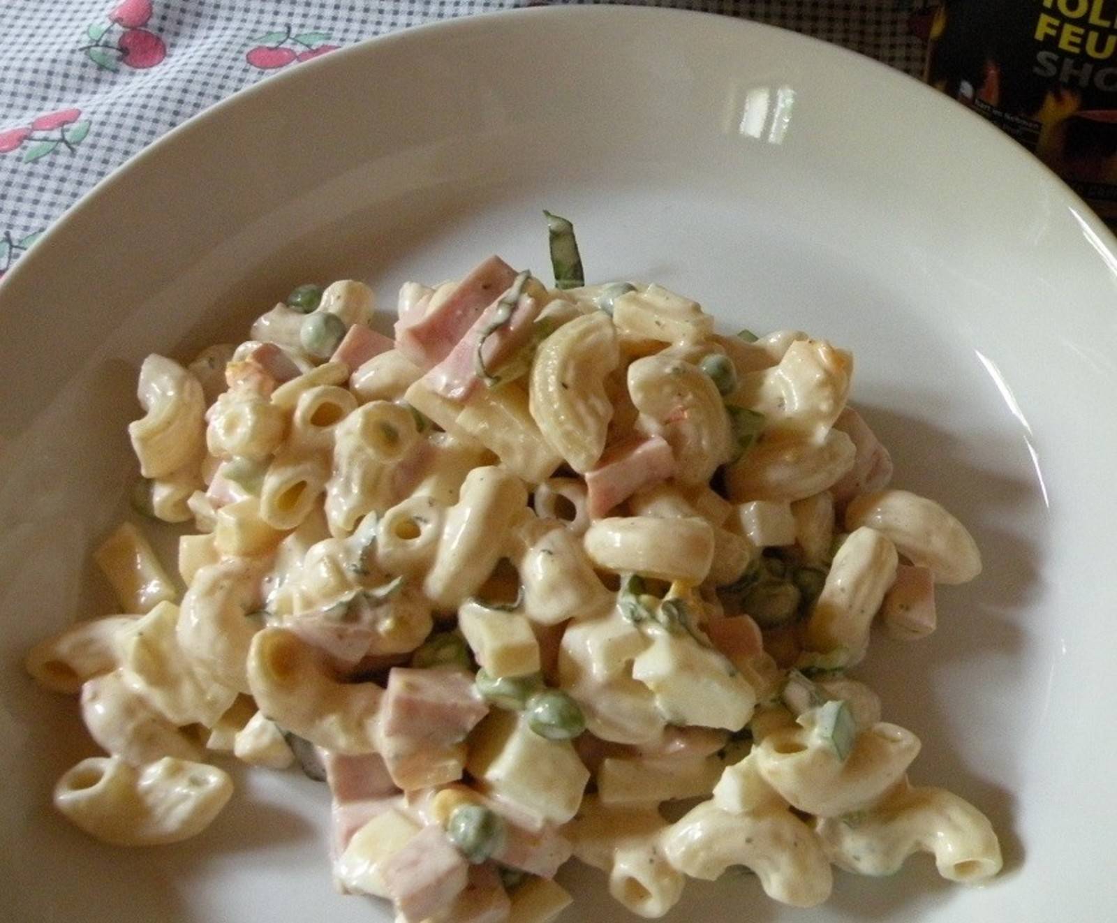 Nudelsalat mit Mayonnaise Rezept - ichkoche.de