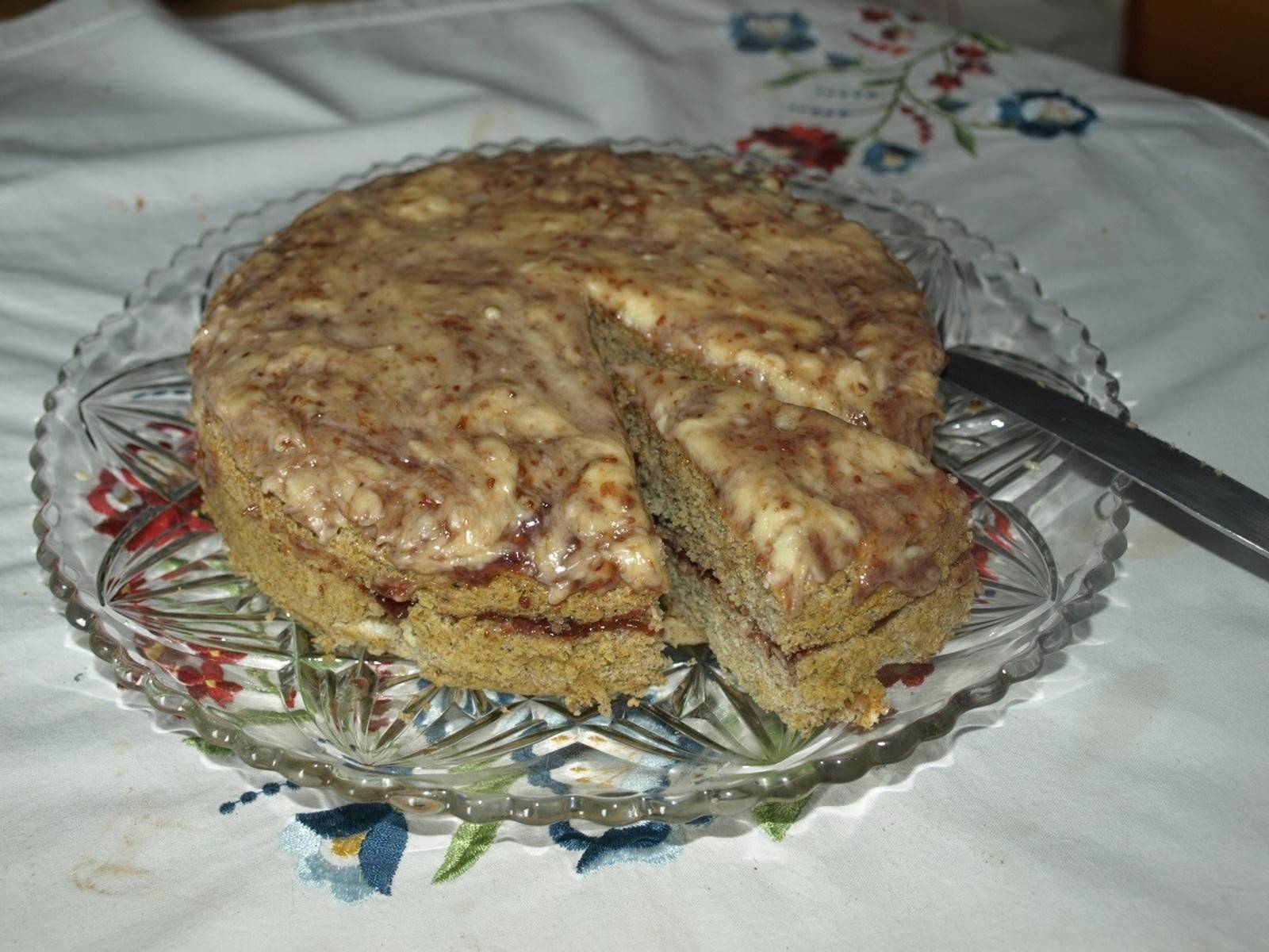 Mohntorte mit Weißmohn Rezept - ichkoche.de