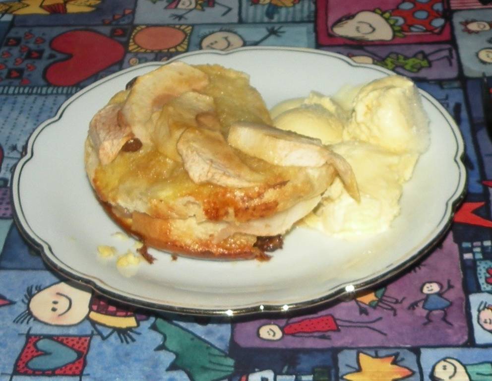 Semmelschmarren mit Vanilleeis Semmelschmarren mit Vanilleeis