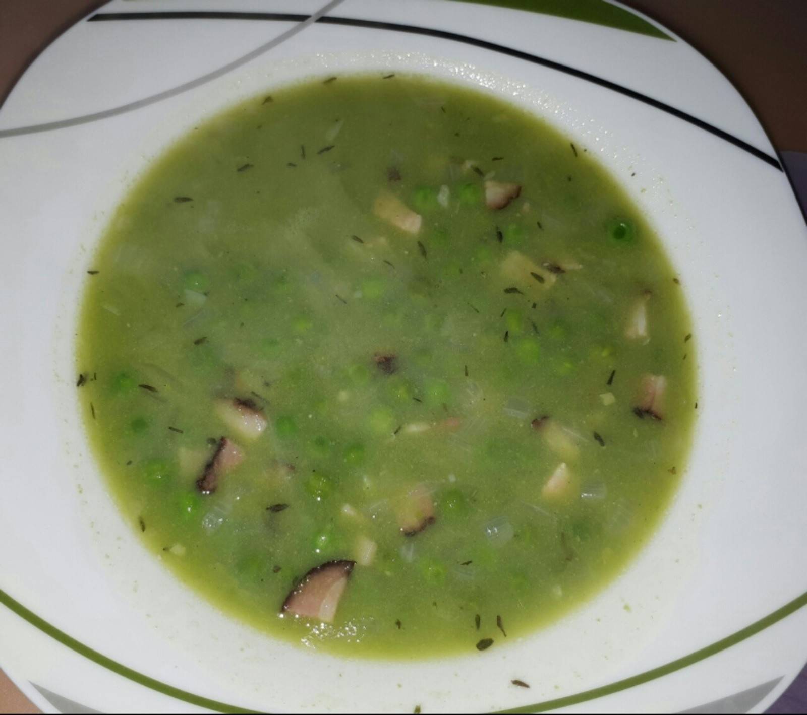 Erbsensuppe