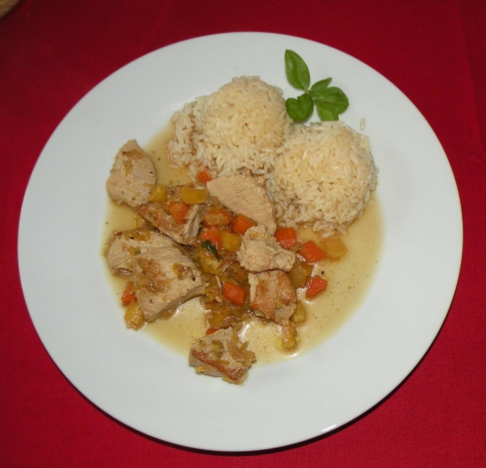 Putenpfanne mit Rüben Rezept - ichkoche.de Putenpfanne mit Rüben Rezept - ichkoche.de