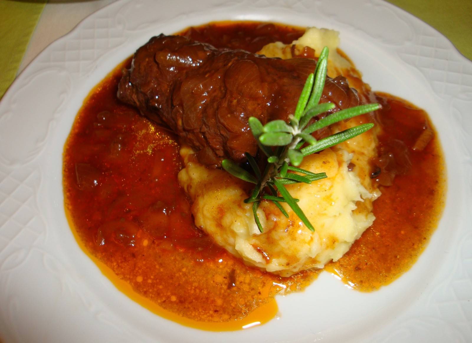 Rindsrouladen Rezept - ichkoche.de Rindsrouladen Rezept - ichkoche.de