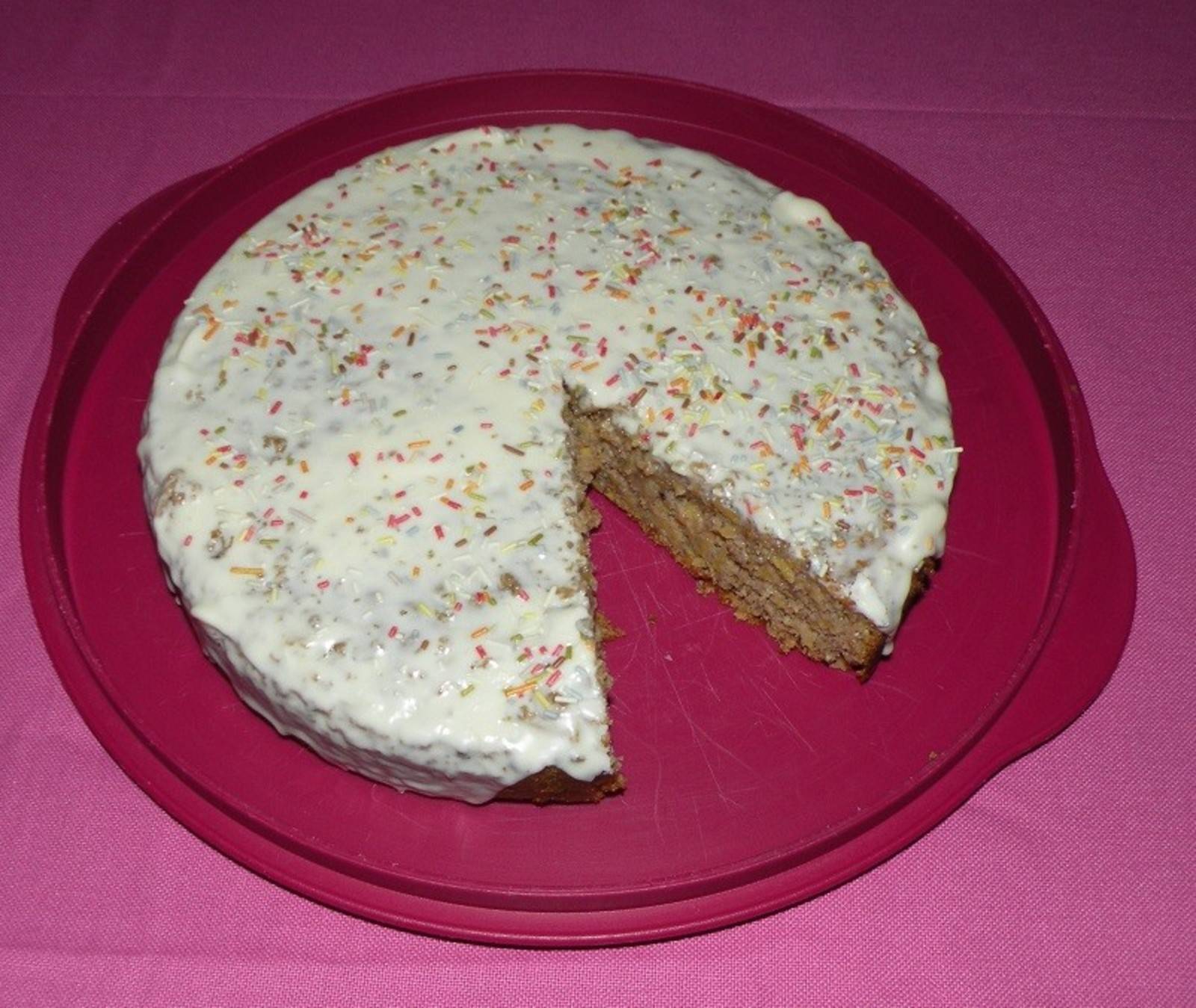 Gelbe Rübentorte Rezept - ichkoche.de Gelbe Rübentorte Rezept - ichkoche.de